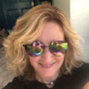 Meet your Posher, Linda